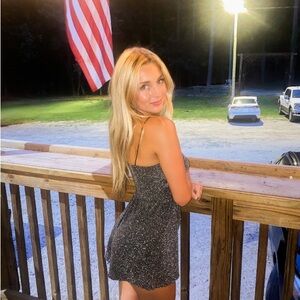 Meet your Posher, Larah